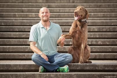Holger Schüler mit Hund