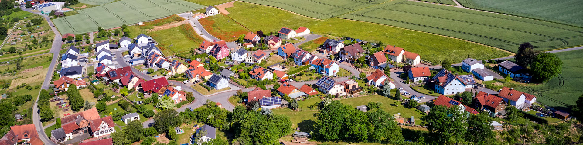 Luftaufnahme eines Wohnbaugebiets