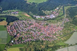 Luftaufnahme der Ortschaft Höhefeld