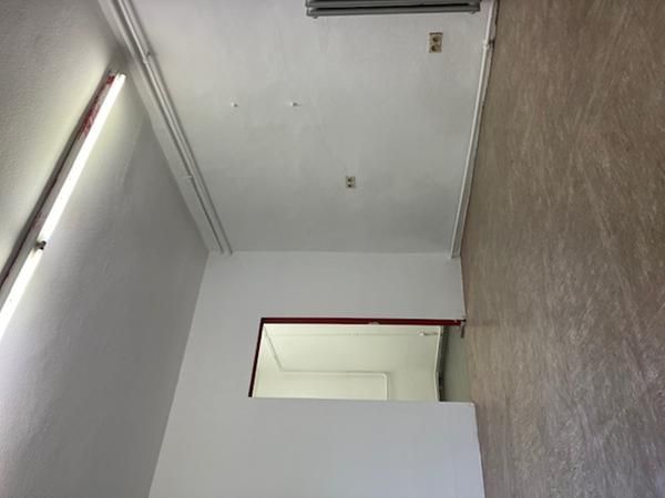 Rathausgasse 4, Lager