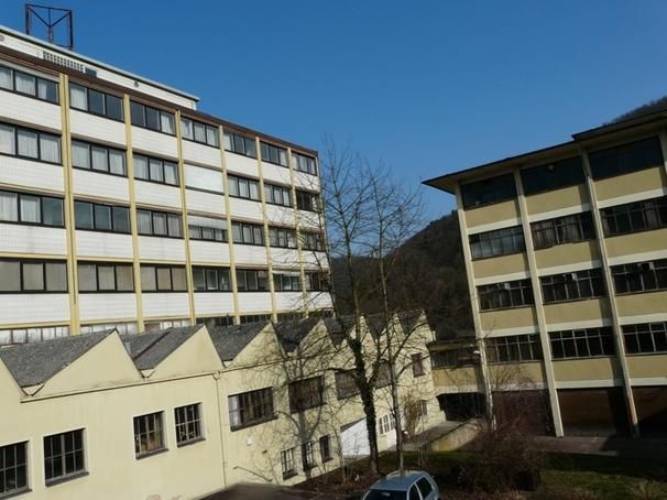 Objekt Ferdinand-Friedrich-Straße 1 Innenhof Blick auf danebenliegende Gebäude