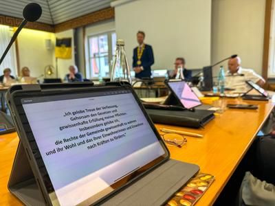 Blick in den Sitzungssaal des Gemeinderats