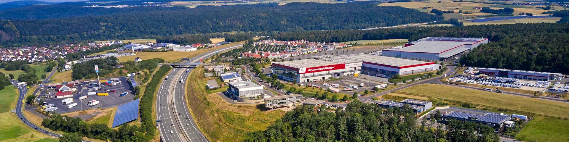 Luftbild des Gewerbegebietes Almosenberg