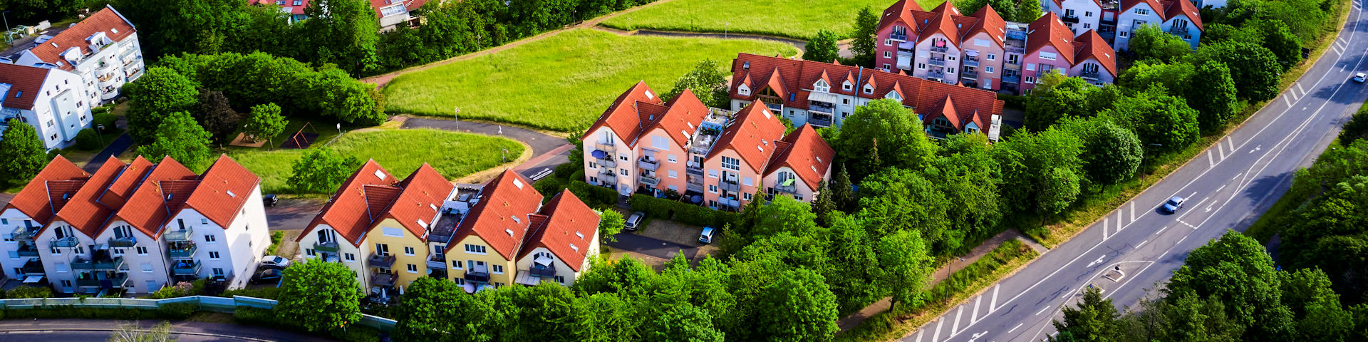Luftaufnahme einer Wohnbausiedlung im Stadtteil Reinhardshof